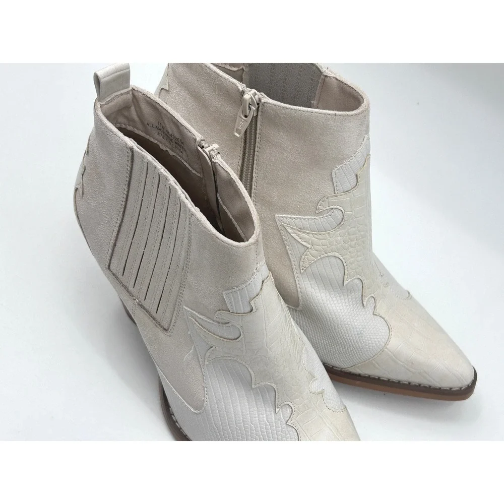 Cato White Western Cowboy Ankle Boots Size 11 Pointed Toe Cowgirl Booties NWOT